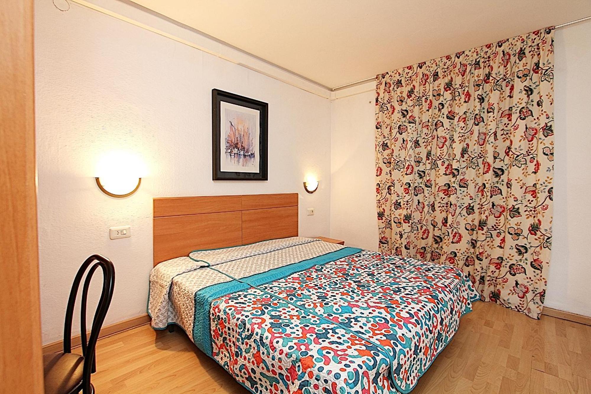Apartaments Nautic Lloret de Mar Rom bilde